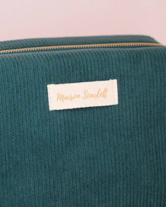 Trousse de toilette Charlotte en velours côtelé vert Petite Maison scarlette