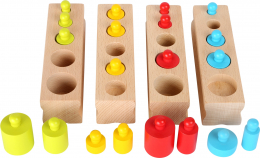 Jeu à emboîter - Emboîtements cylindriques - Montessori - Small Foot