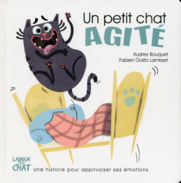 Un petit chat agité - Langue au chat