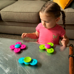 Whirly Squigz - Fat brain toys